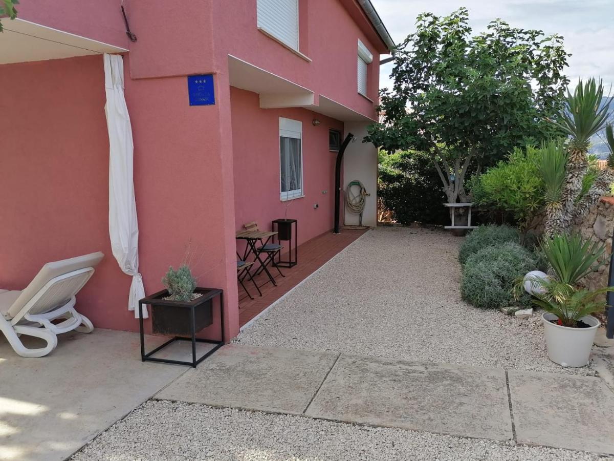 House For Rent Paola Vila Ražanac Exterior foto