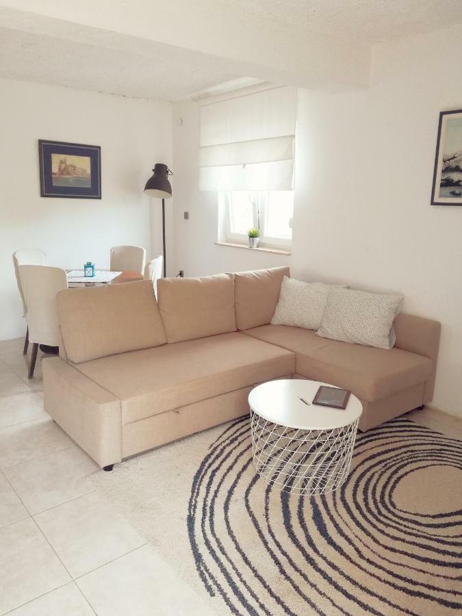 House For Rent Paola Vila Ražanac Exterior foto